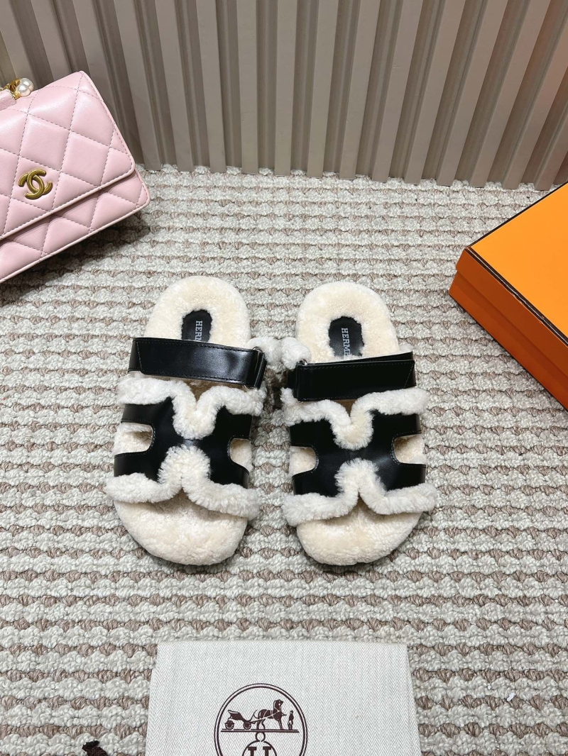 Hermes Slippers